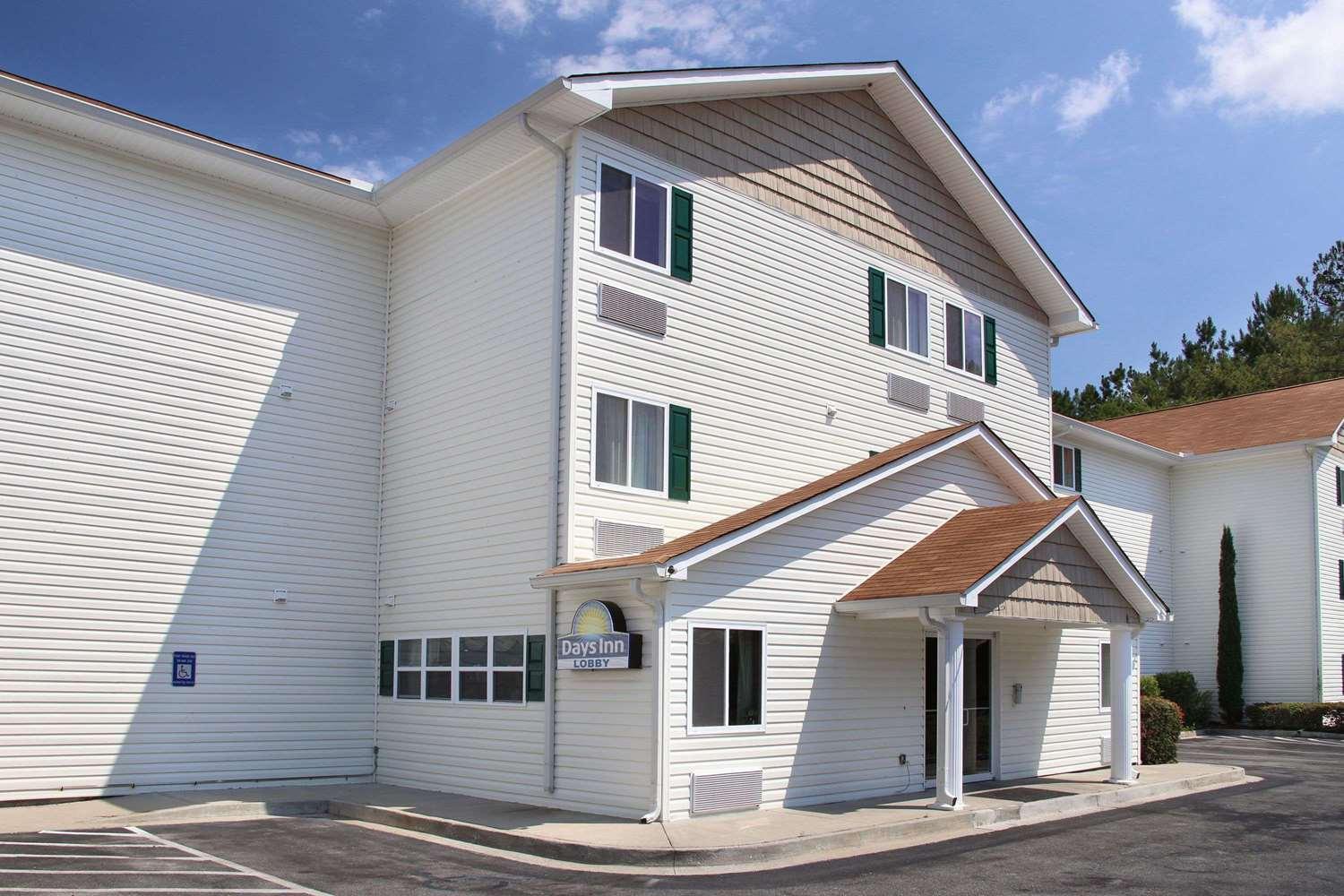 Red Roof Inn I-95 North Brunswick Darien Exterior photo