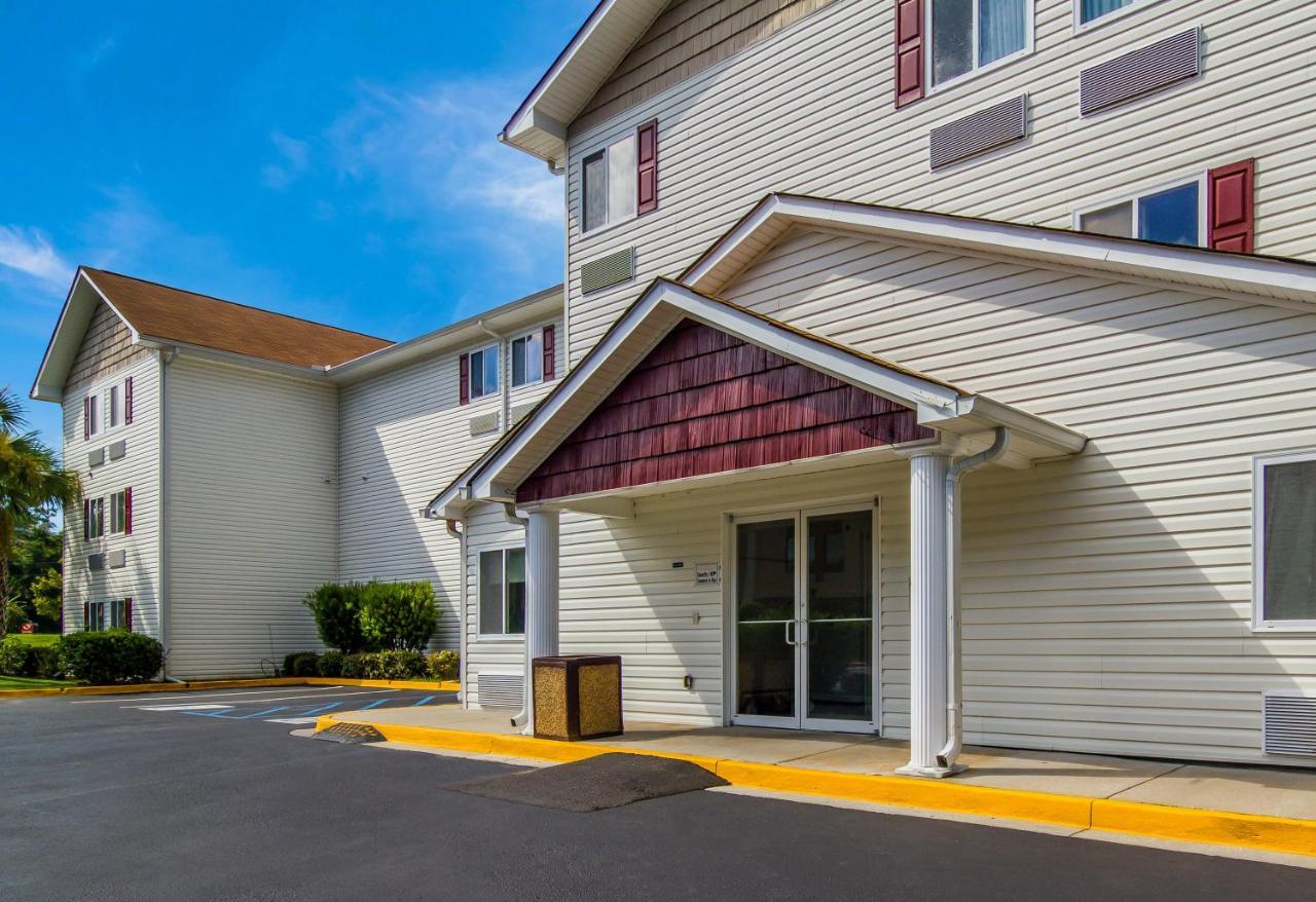 Red Roof Inn I-95 North Brunswick Darien Exterior photo